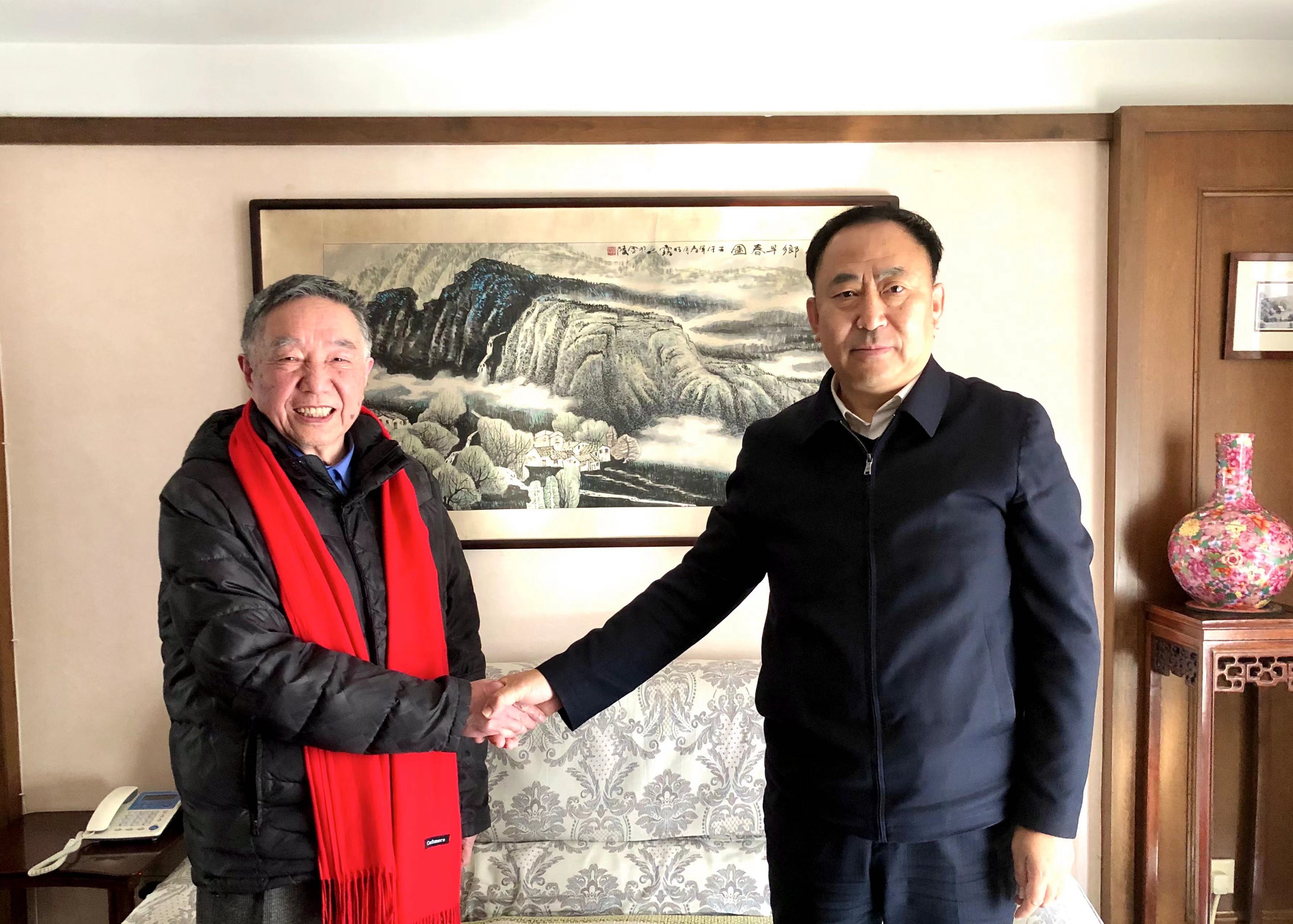 委领导走访慰问老同志